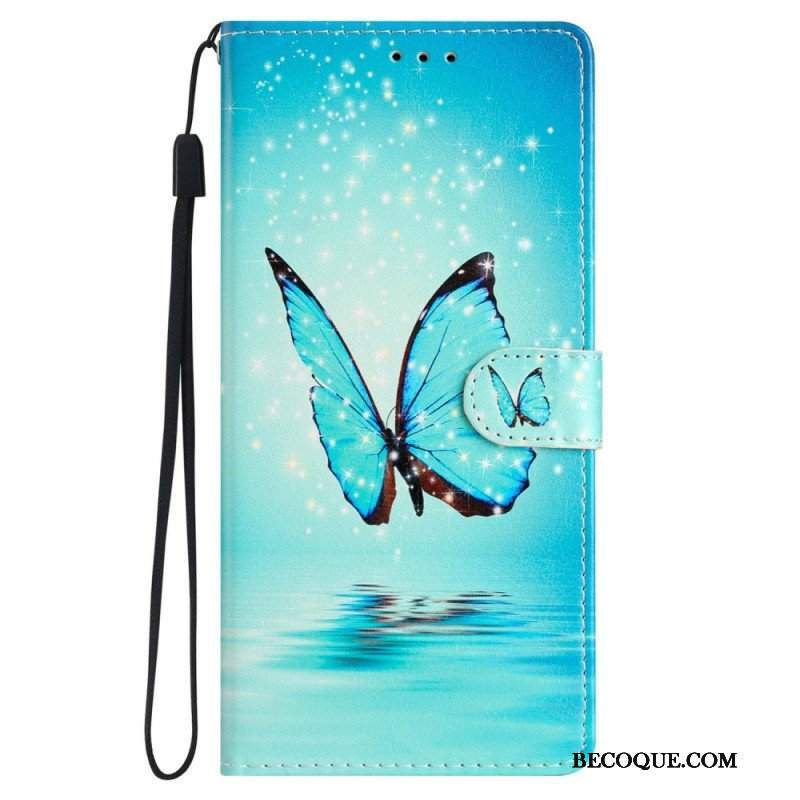 Etui Folio do iPhone 15 Plus z Łańcuch Motyle W Locie Z Paskiem